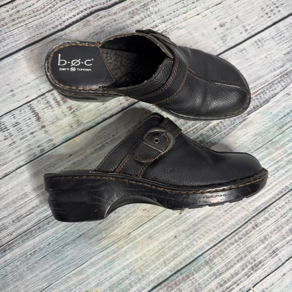 Born B.O.C Leather Clogs Slip-On Buckle Mule Comfort Shoes Size 9 - Picture 3 of 4